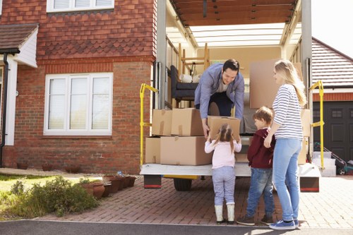 Residential move support with a truck in Harrow